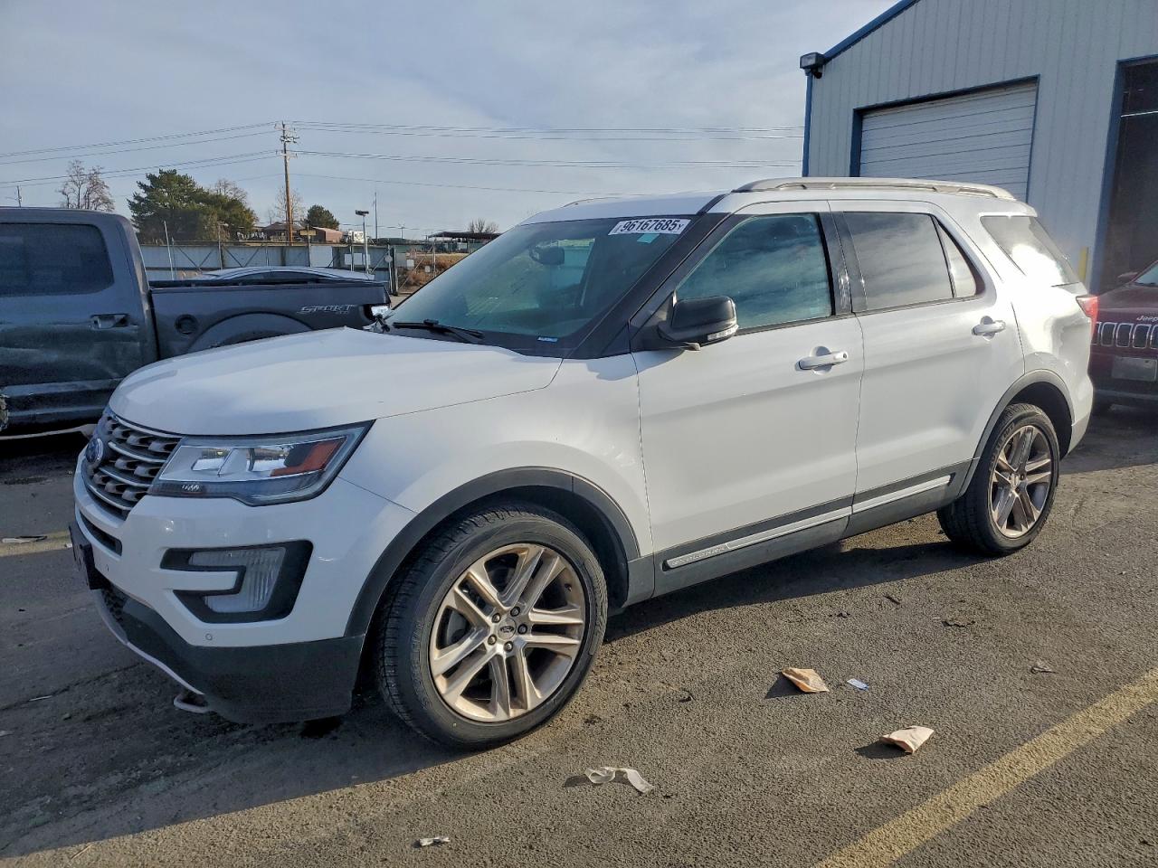 Ford Explorer Xlt Image 1