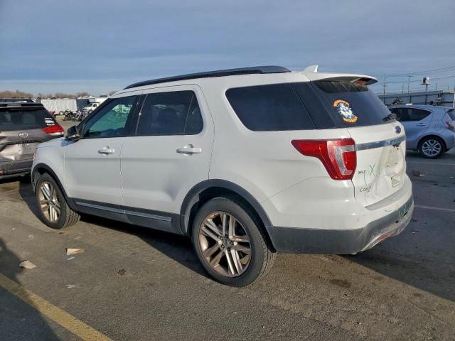 Ford Explorer Xlt Image 3