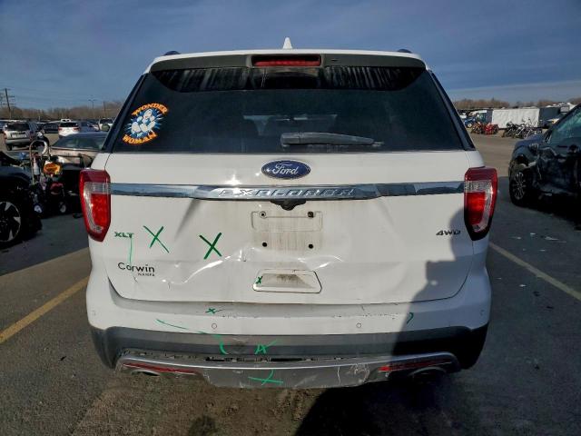 Ford Explorer Xlt Image 9