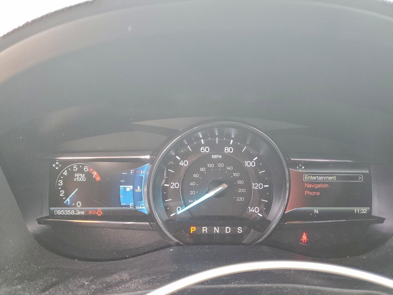 Ford Explorer Xlt Image 5