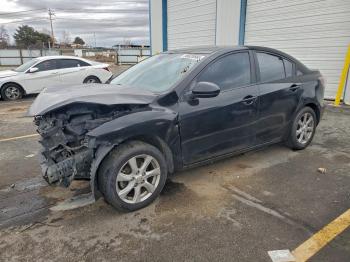  Salvage Mazda 3