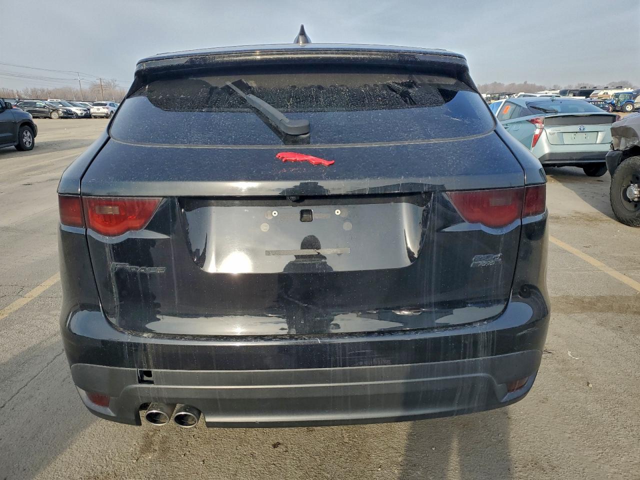 Jaguar F-PACE Image 11