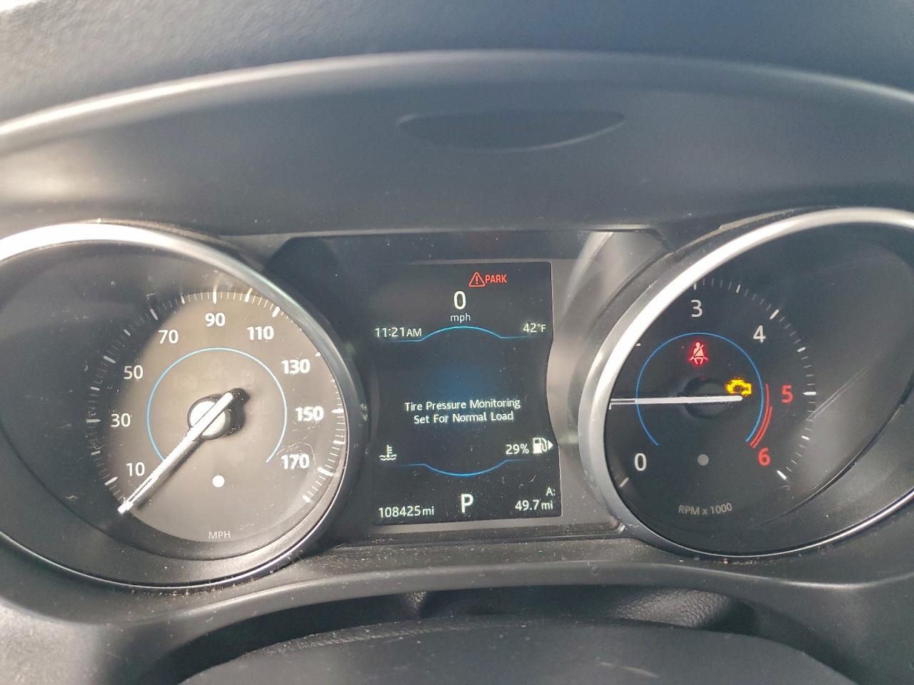 Jaguar F-PACE Image 3