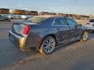 Chrysler 300 Limited Image 11