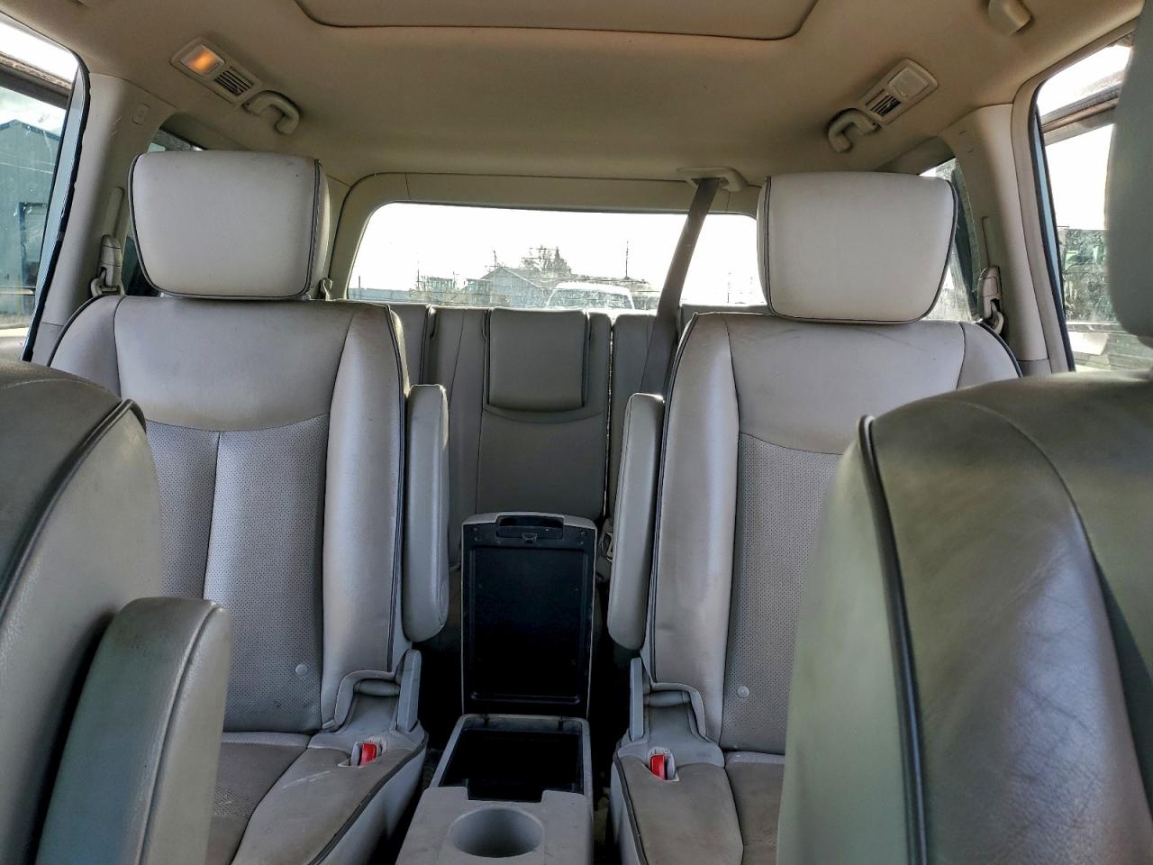 Nissan Quest S Image 7