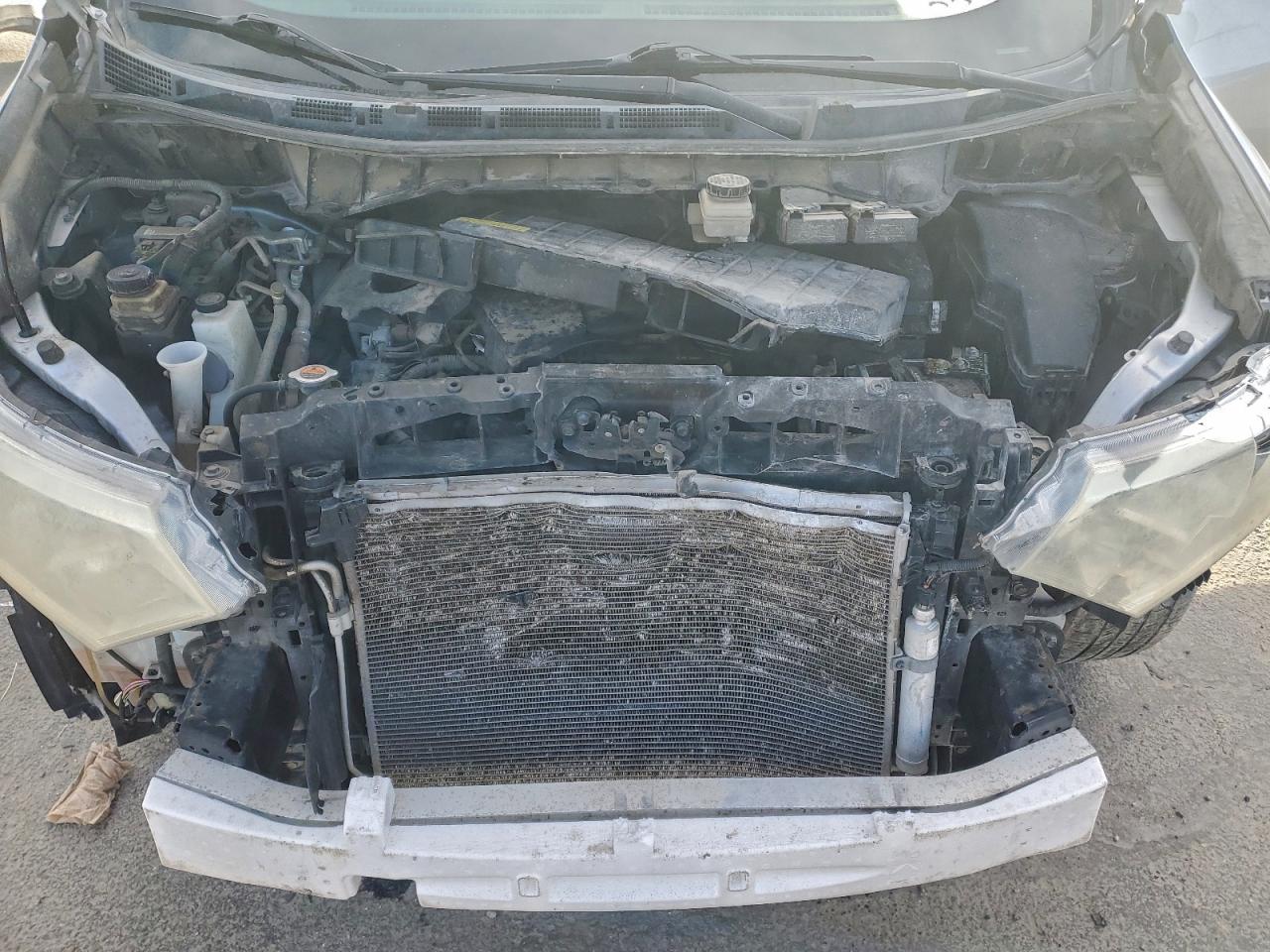 Nissan Quest S Image 9