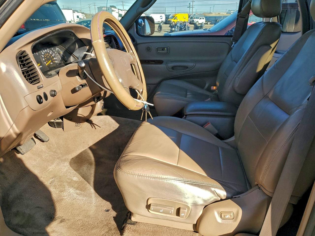 Toyota Tundra Access Cab Limited Image 11