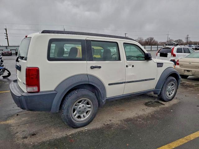 Dodge Nitro Sxt Image 10