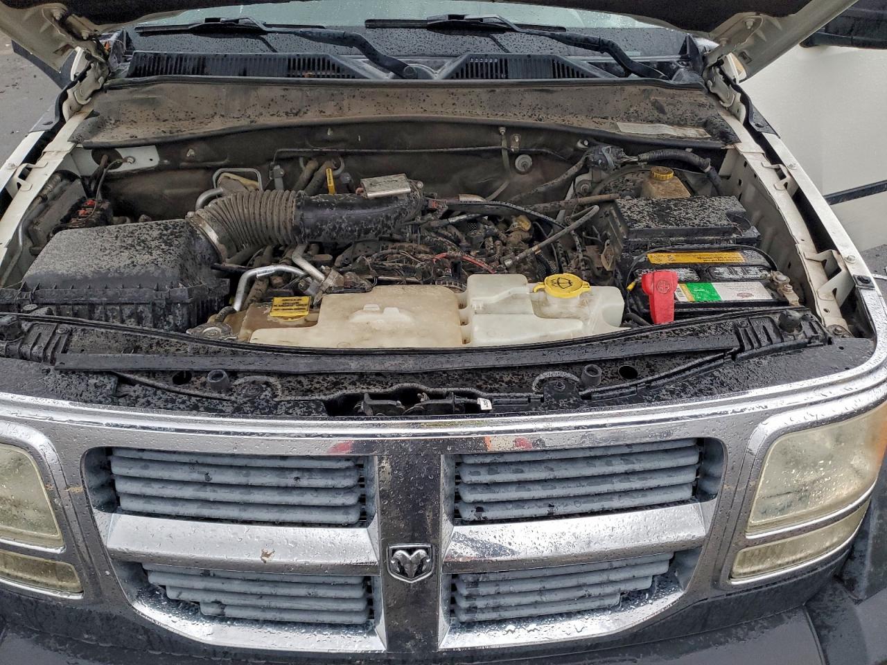 Dodge Nitro Sxt Image 8