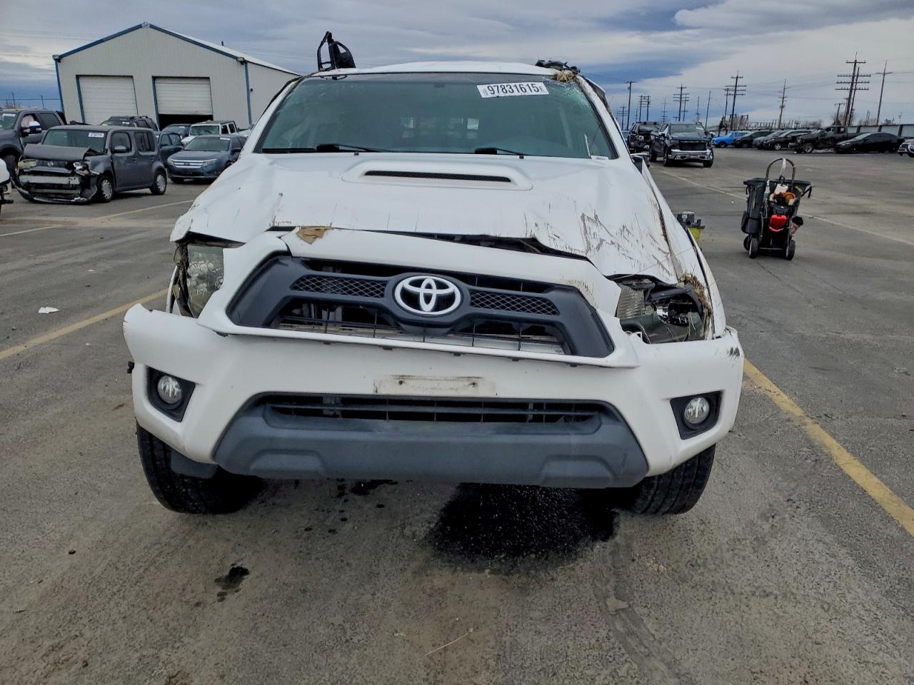 Toyota Tacoma Double Cab Prerunner Image 3