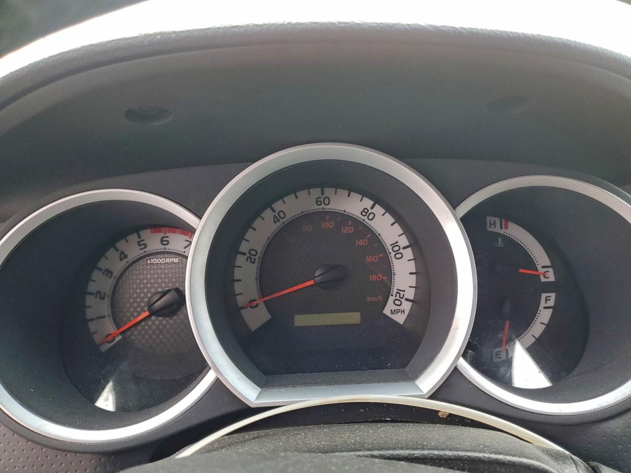 Toyota Tacoma Double Cab Prerunner Image 11