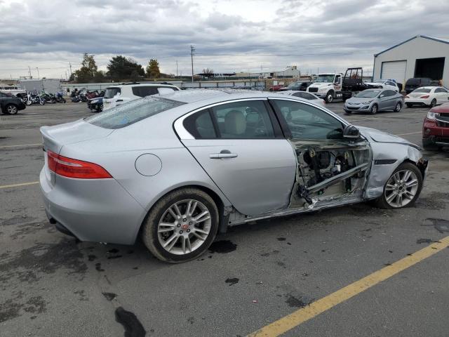 Jaguar XE Premium Image 2