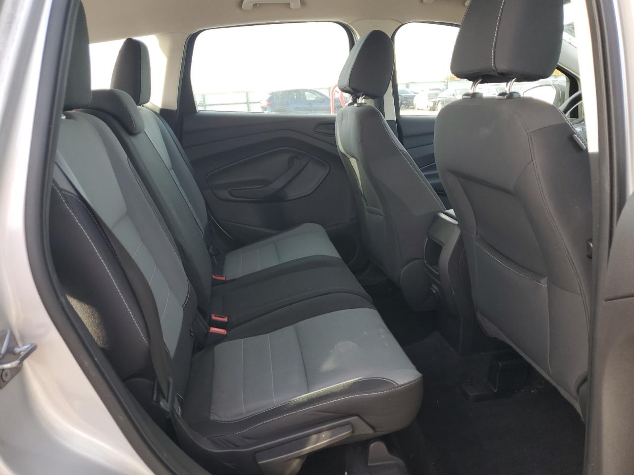 Ford Escape S Image 8