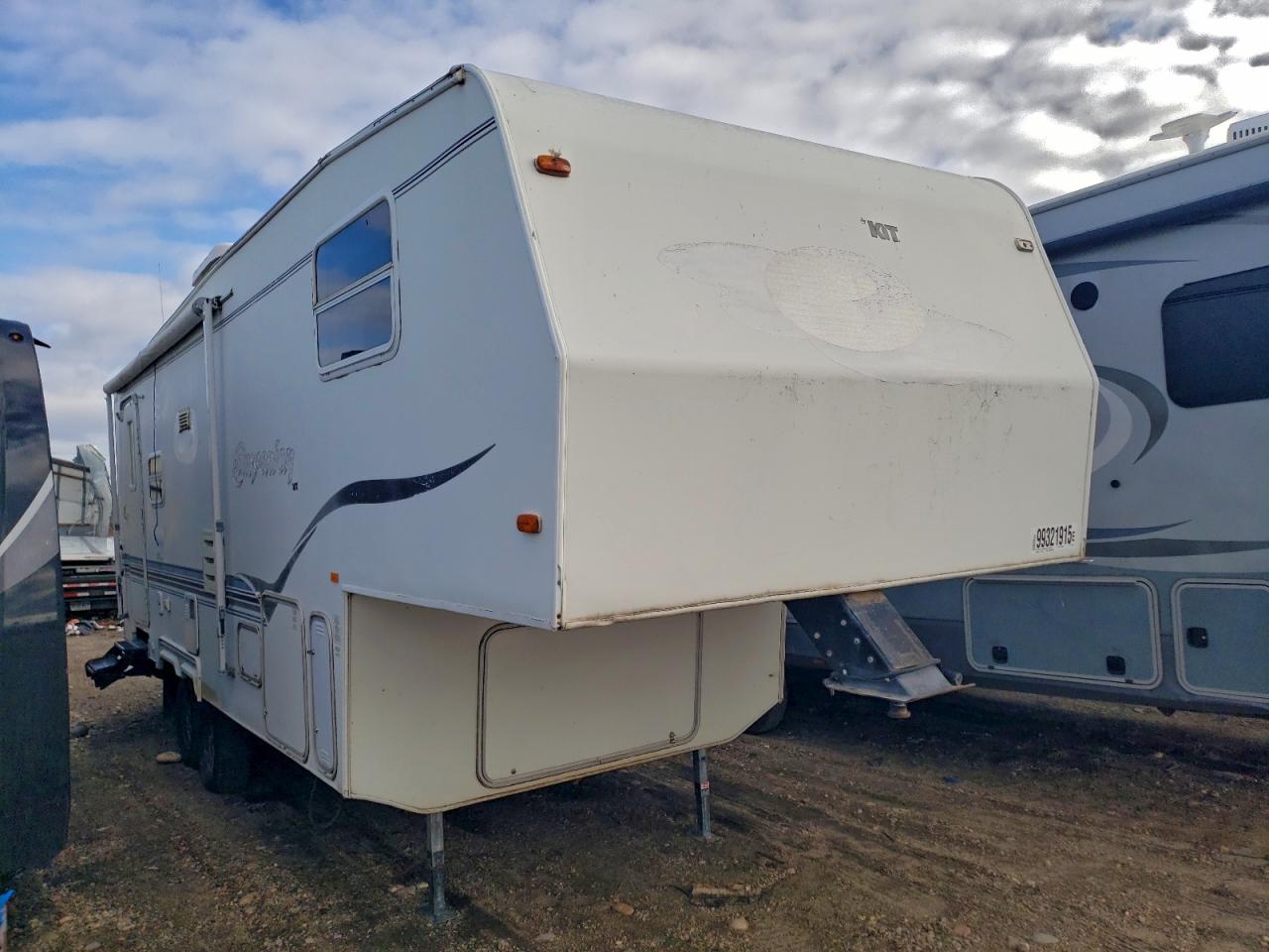 Kit 5th Wheel Image 1