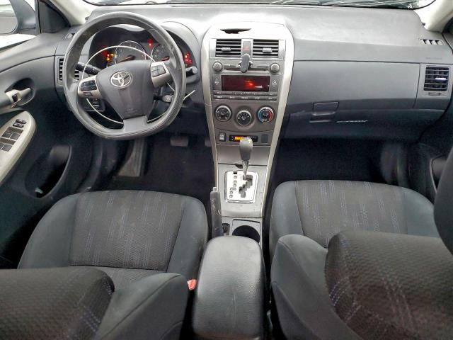 Toyota Corolla Base Image 4