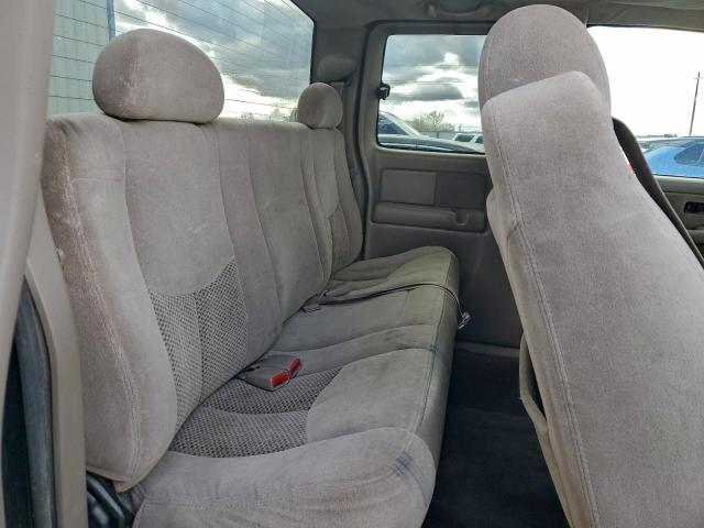 Chevrolet Silverado K2500 Heavy Duty Image 6